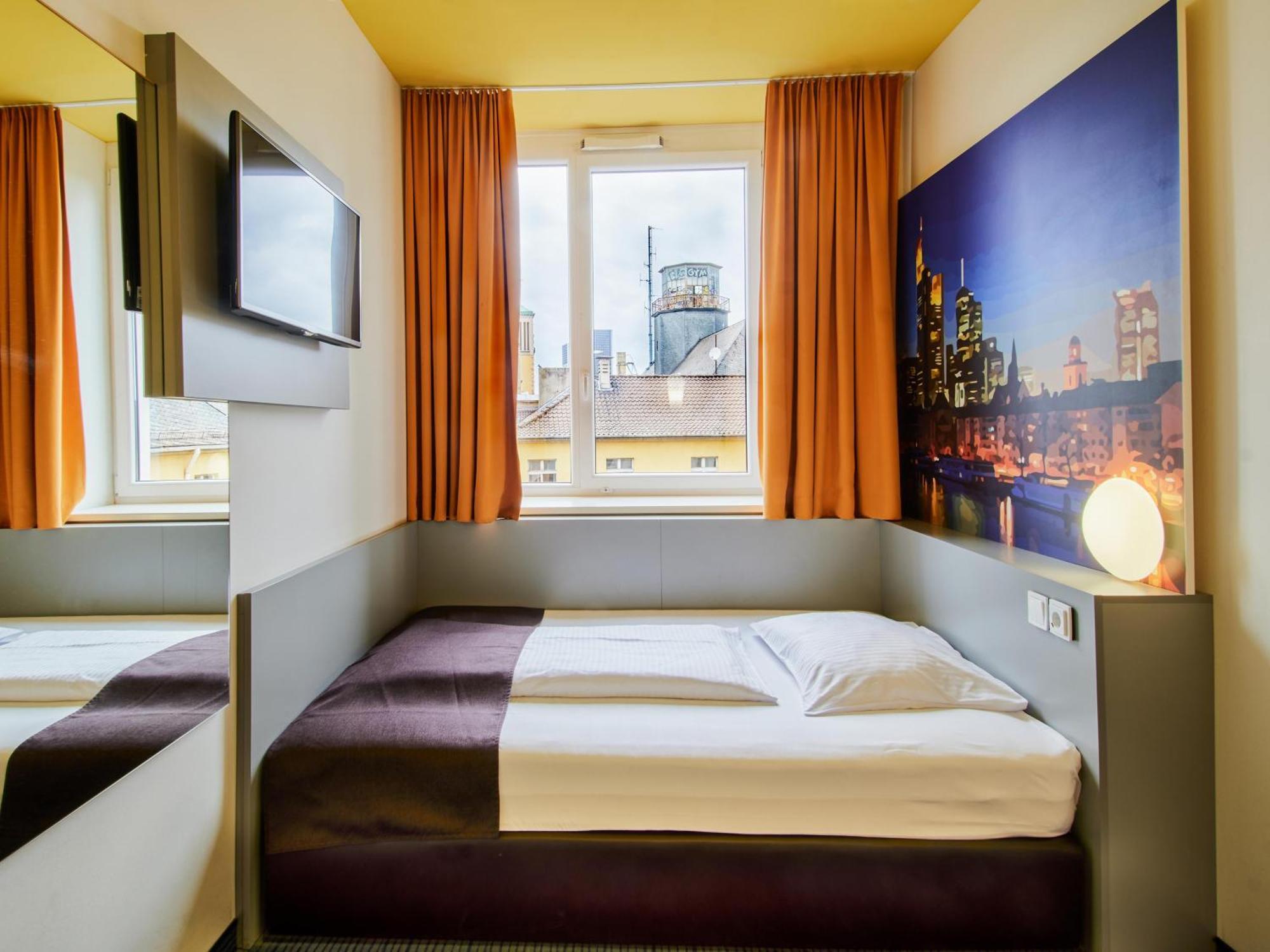 B&B Hotel Frankfurt-Hbf Frankfurt nad Menem Zewnętrze zdjęcie